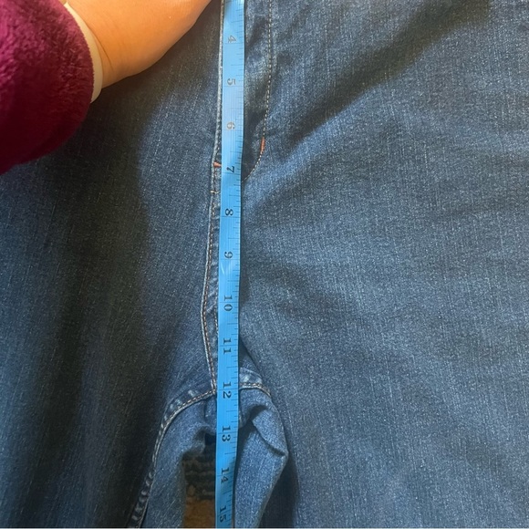 Levi’s signature bootcut womens size 18 jeans - Picture 4 of 7